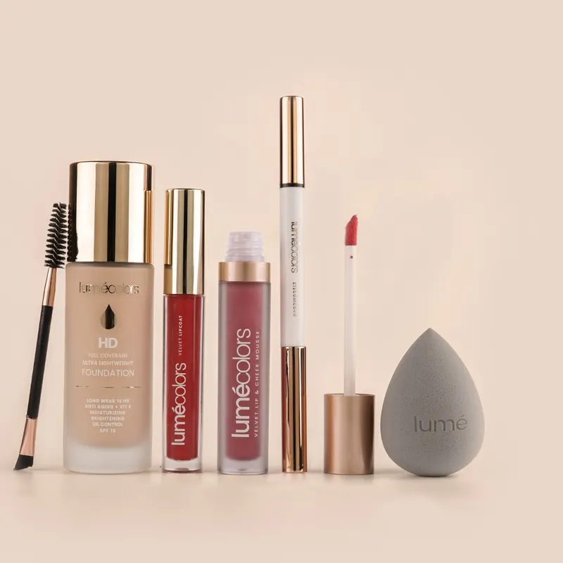 Isi Special Bundling 3: HD Foundation, Velvet Lipcoat, Lip & Cheek Mousse, Eyeconic Duo dan Beauty Blender